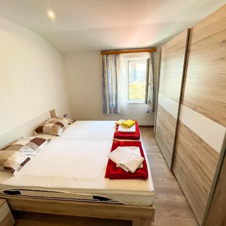 Lägenhet With Sea View In - 75 M² - Terrace