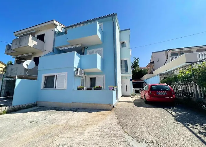 With Sea View In - 75 M² - Terrace Apartment