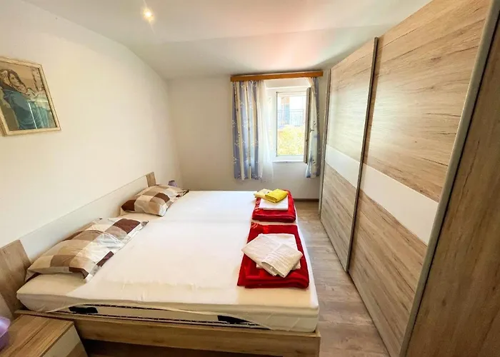 Apartment With Sea View In - 75 M² - Terrace