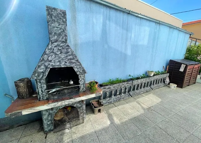 With Sea View In - 75 M² - Terrace Apartment Jadranovo